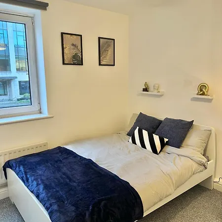 Fully Furnished 3br With Parking L Wifi L Kitchen *