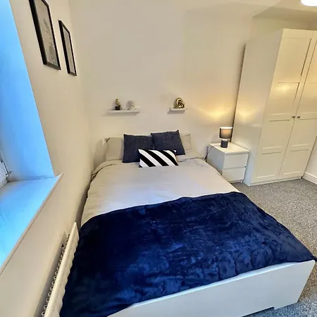 Fully Furnished 3br With Parking L Wifi L Kitchen *